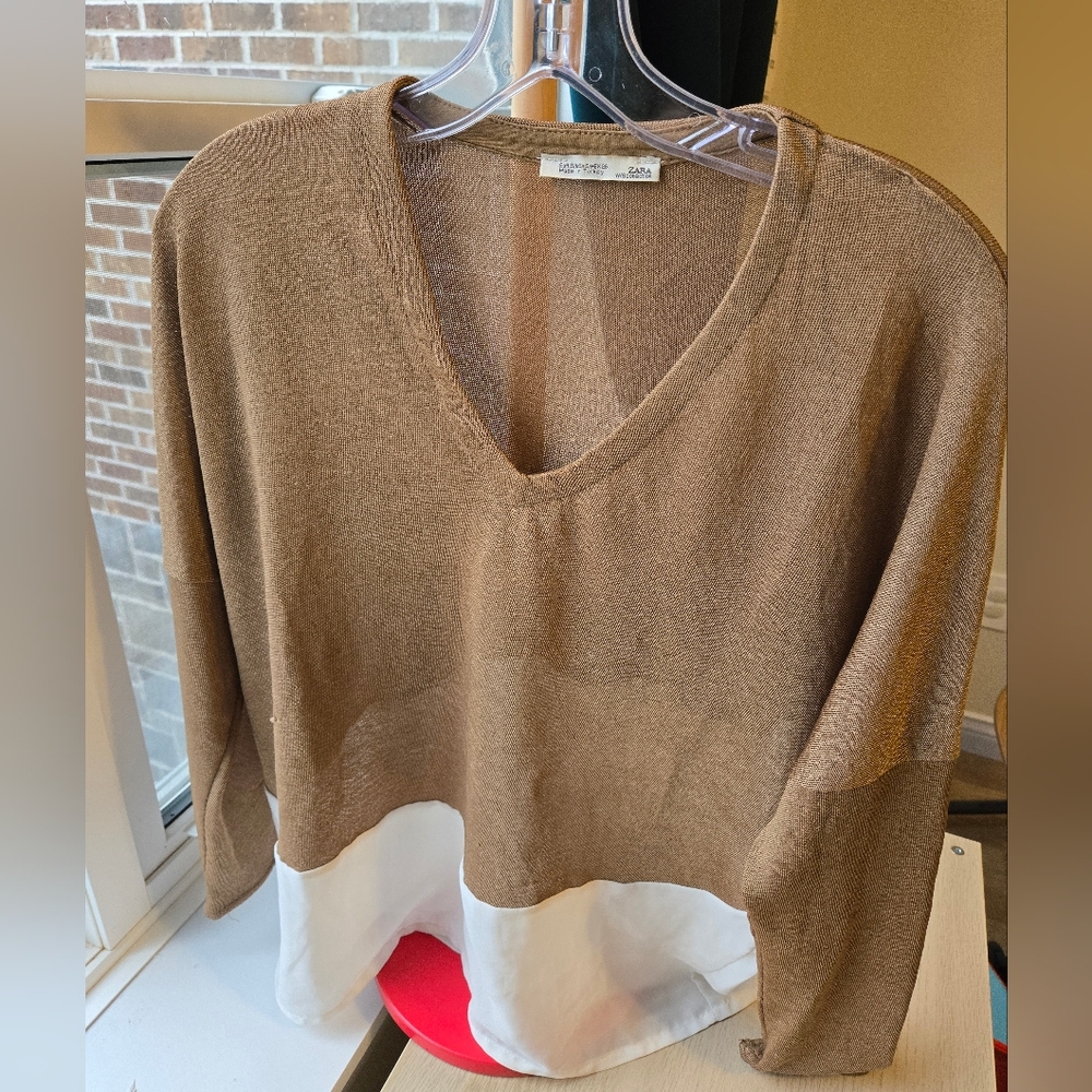 Zara Brown and White V-Neck Sweater